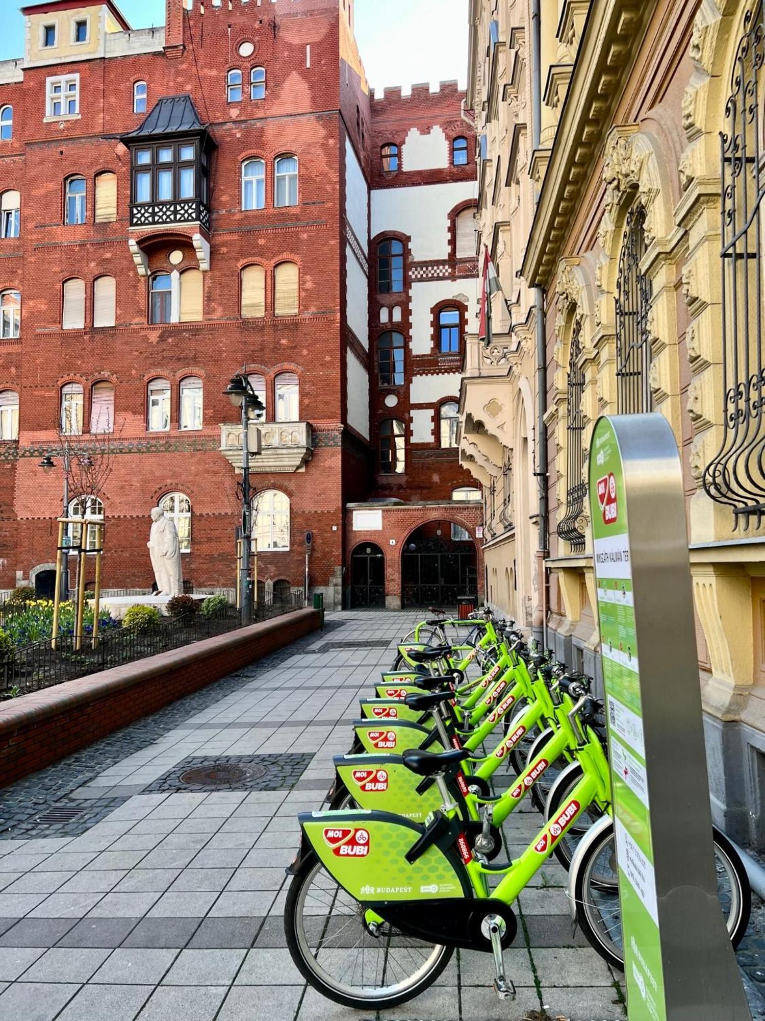 Cedar Inn Aparthotel - Palace District Budapest Exterior foto